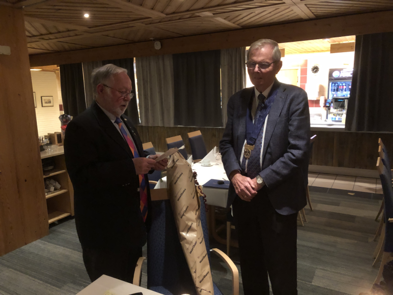 Utdeling av Paul Harris Fellow på Rakfiskaften